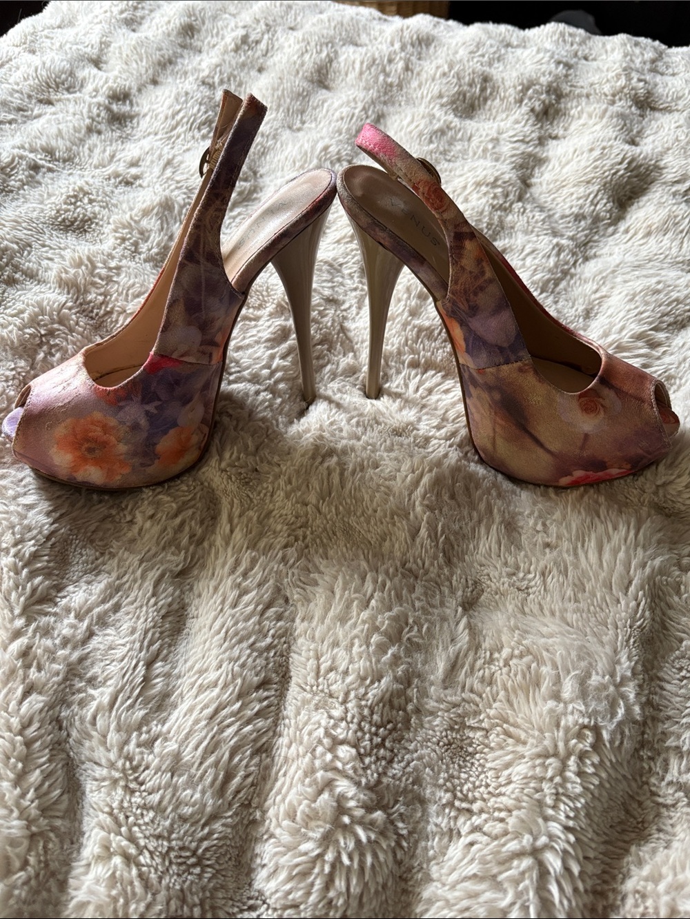 Floral Peep-Toe Slingback High Heels in Pink and Peach